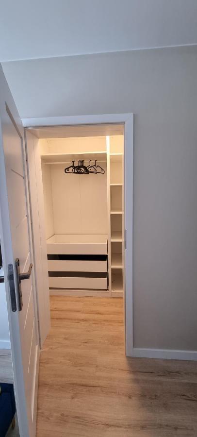 Apartament Osiem Gwiazdek Dziwnowek Bagian luar foto
